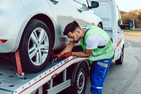 Jump Starts, Lockouts, and More: How Roadside Assistance Saves You Time